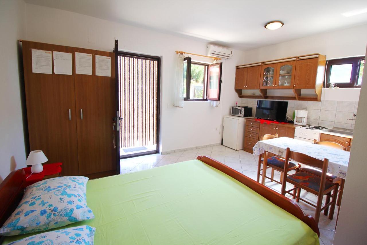 Apartamento Dubravka Dinjiška Exterior foto